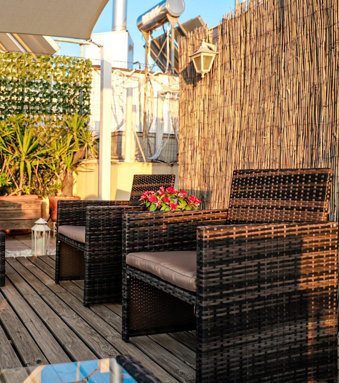Renovated Apartment With Roof Garden Access, 15 M Walk To Acropolis Athena Bagian luar foto